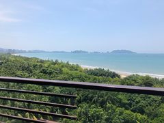 -三亚湾海居铂尔曼度假酒店