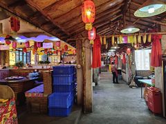 -鱼窝棚柴火铁锅炖(富山屯店)