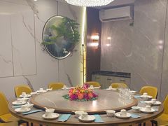 -邑金陵北京烤鸭店·现炒家常菜(ITC MALL店)