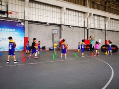 -呈康体育青少年篮球培训班(虹口店)