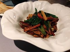 猪颈肉-梧桐北京烤鸭·铜锅涮肉(海岸城店)