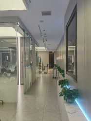 -PE SALON