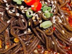 蕨根粉-多嘴肉蟹煲(万达店)