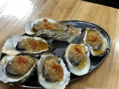 -蚝哥花姐湛江烤生蚝(美丽湾市场店)