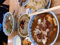 -门框胡同百年卤煮(新街口店)