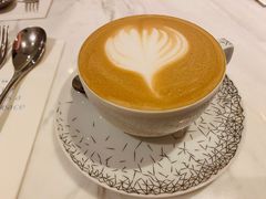 咖啡拿铁-théATRE 茶聚场(王府中環店)