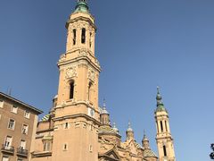 -皮拉尔圣母圣殿主教座堂