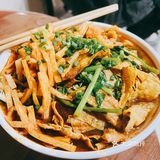 下雨天，爆辣螺蛳粉和桂花汤圆更配哦！