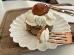 -VERIE BAKEHOUSE