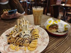 香蕉冰淇淋吐司-October Coffee(Gaya)