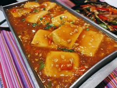 -香巴拉云南餐厅(华莱坞店)