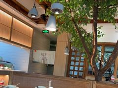 大堂-蜜桃餐厅·伴山(湖滨商业街店)