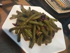 -鑫海汇海鲜烤肉火锅自助(七彩城店)