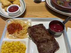 -菲滋意式餐厅(金华银泰城店)