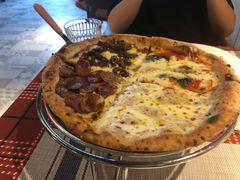 四拼披萨-Primo·丽莫意大利窑烤披萨