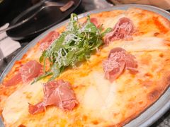 帕尔马火腿水牛芝士比萨-LES ELITES 英集荟(南京西路店)