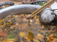 -黑竹沟新场牛肉火锅