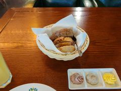 -普兰达德国餐厅·德式脆皮烤猪肘·自酿啤酒(观唐店)
