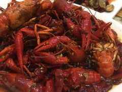 -扒虾小妹儿麻辣海鲜(宏图街店)