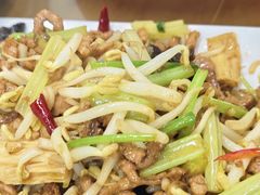 -鲁南仔·滕州炒鸡(经三路店)