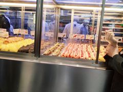 面包甜点陈列柜-LELECHA乐乐茶(新街口大洋店)