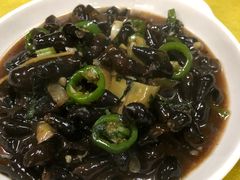 紫苏山坑螺-红炎炎农家菜老字号(金水台店)