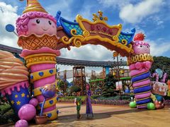 -七彩云南欢乐世界