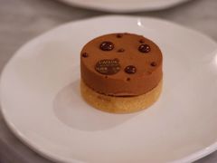 -Salon de The de Joel Robuchon(外滩18号店)