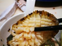 特大鲍鱼-海霸王特色海鲜家常菜(四合路店)