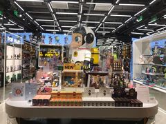 -泡泡玛特POPMART(侨福芳草地店)