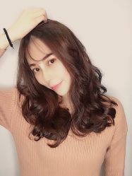 -天下皇剪新潇洒美容美发