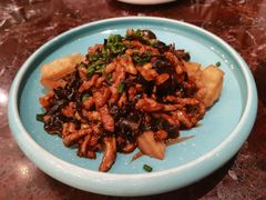 老油条的鱼香肉丝-新白鹿餐厅(爱琴海购物中心店)