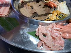 -哈哈碳都·牛肋条无限自助烤肉(宝龙店)