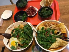 -螺小胖柳州螺蛳粉(钟楼总店)