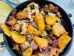 -撒拉人家.酸菜牦牛肉火锅