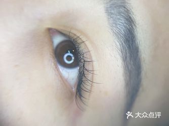 超自然的日式美睫在这里