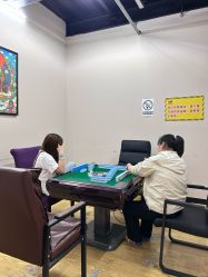 -飞吧潮玩运动蹦床游乐场