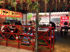 -钢管厂五区小郡肝串串香(蜀都万达店)