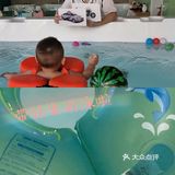 假期带宝宝去哪游泳呢，一起去看看吧  宝贝正是认识新
