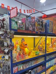 -逝水玩具折扣店