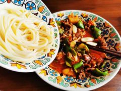 -歹歹的加个面过油肉拌面