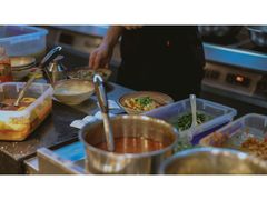 -双燕楼·手工馄饨·汤面小吃(世纪汇店)