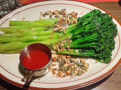 轻煎西兰苔-ZAFFERANO西班牙海鲜饭(上海首店)