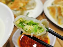 -三好食堂(煎饺·馄饨·肉饼米线·盛世广场店)