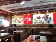 -顺溜·手工刀削面·黑金店(铜锣湾店)