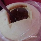 椰子9.9一个，椰子可以让店员开大一点，喝完椰汁过后