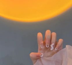 -慕拉美甲美睫皮肤管理