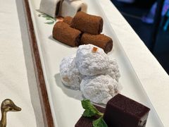 -四季民福烤鸭店(外滩外白渡桥店)