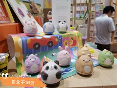 -猫的天空之城概念书店(杭州南宋御街店)