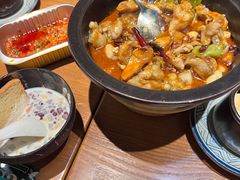 -云海肴·汽锅鸡·云南菜(天山百盛优客店)